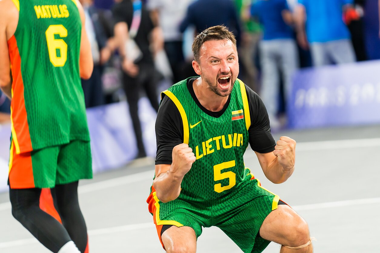 Šarūnas Vingelis švenčia Paryžiaus olimpiadoje